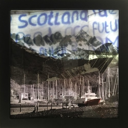 Scotland & Navarino island-Light box ON